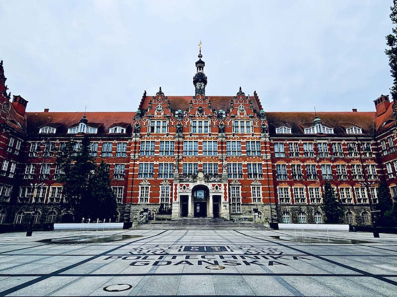 Acque del Chiampo | Pfas, la sperimentazione di Acque del Chiampo e Università di Padova sull’accumulo di microinquinanti nei vegetali presentata in Polonia al convegno internazionale di fitodepurazione WETPOL 2025